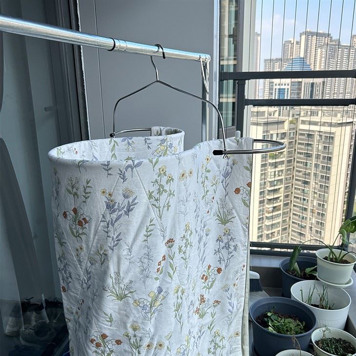 Eco Friendly Space Saving Quilt Drying Rack